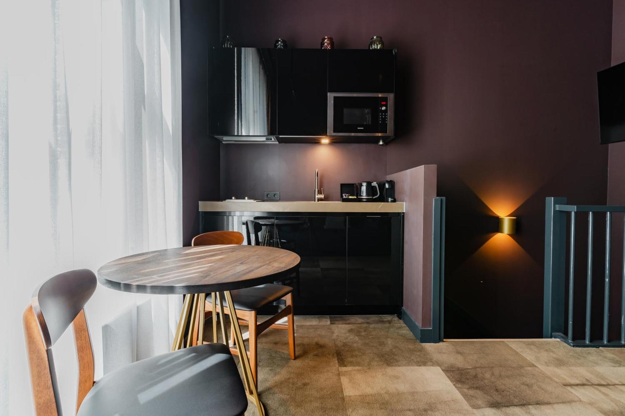 De Jonker Urban Studios & Suites Амстердам Стая снимка